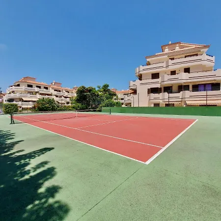 Pool Sunset 아파트