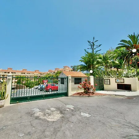 Pool Sunset דירה *