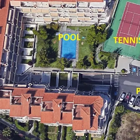 Апартаменты Pool Sunset